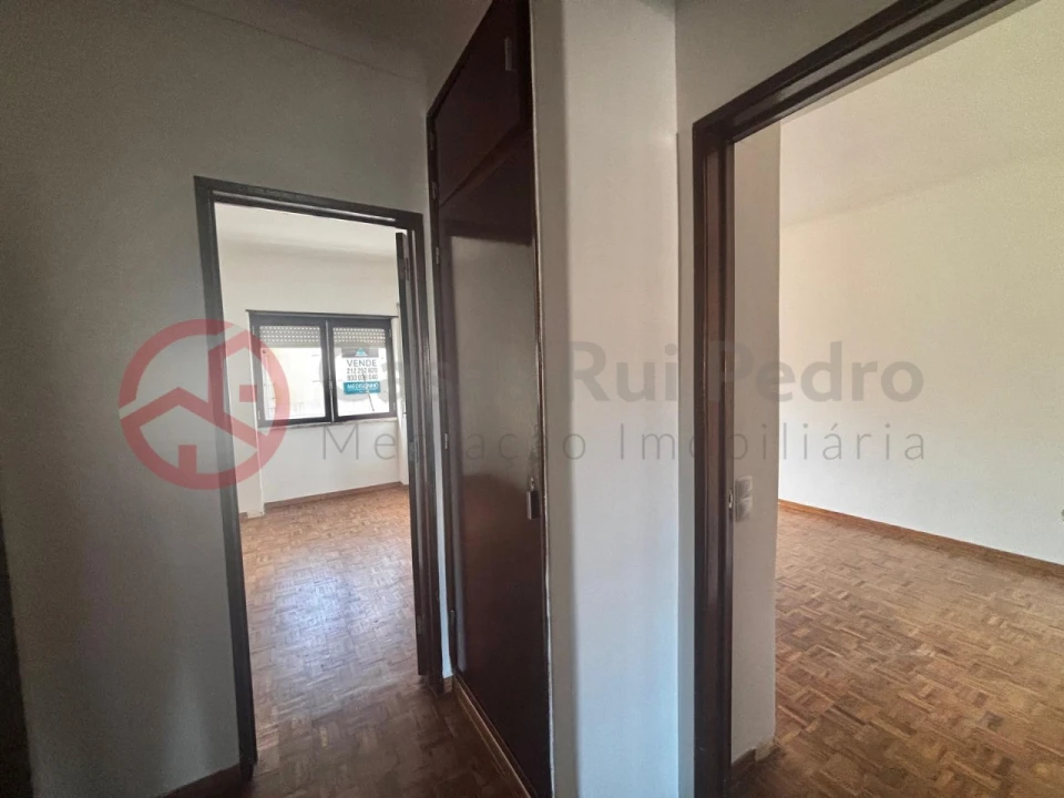 Apartamento T3 para Venda em Amora Foto 5