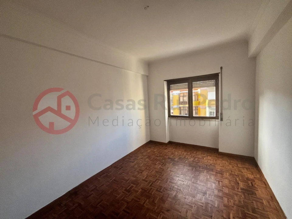 Apartamento T3 para Venda em Amora Foto 7