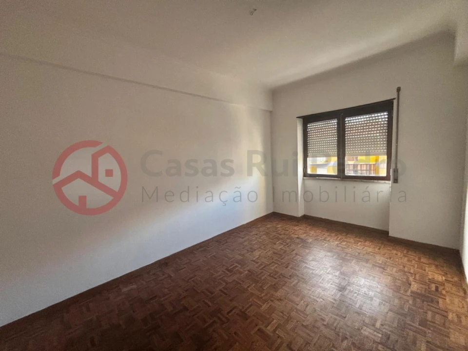 Apartamento T3 para Venda em Amora Foto 13