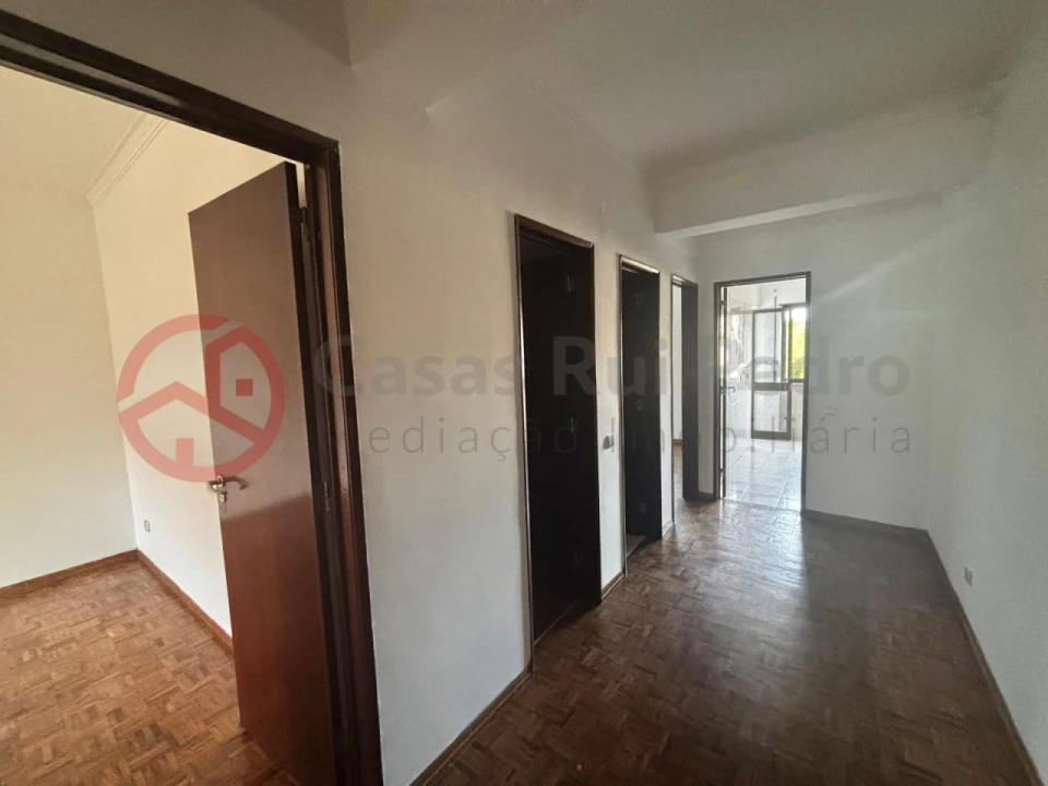 Apartamento T3 para Venda em Amora Foto 14