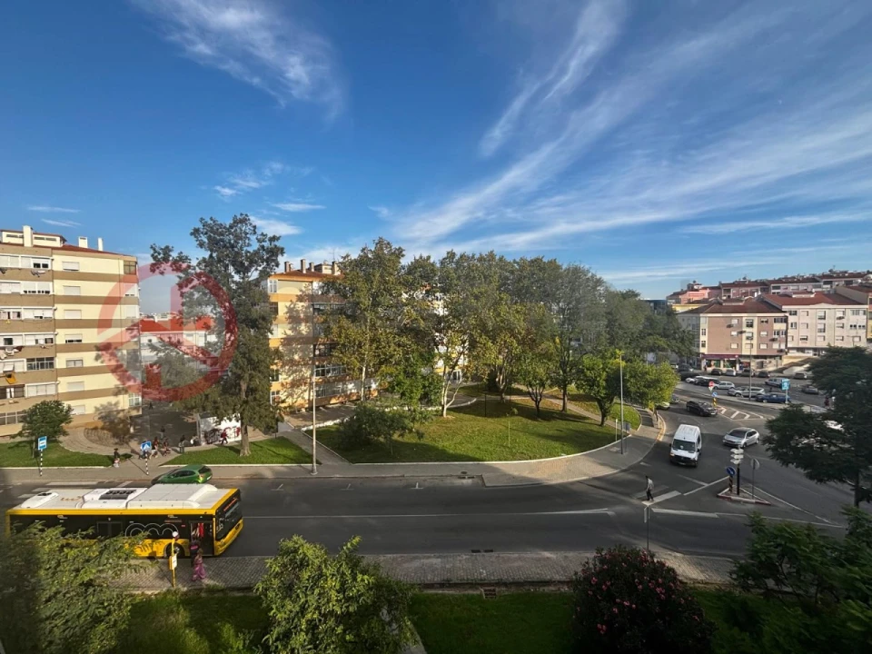 Apartamento T3 para Venda em Amora Foto 19