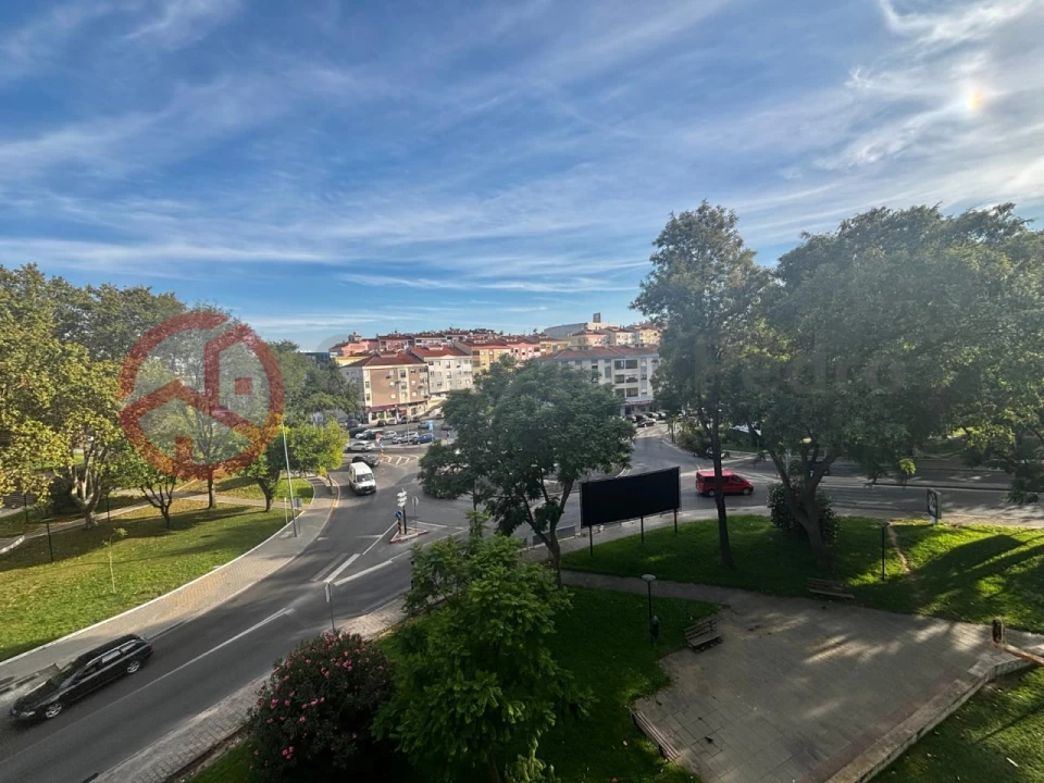 Apartamento T3 para Venda em Amora Foto 21