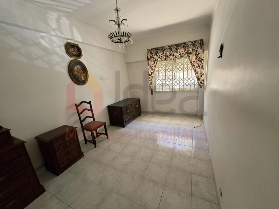 Apartamento T3 para Venda em Seixal, Arrentela e Aldeia de Paio Pires Foto 11