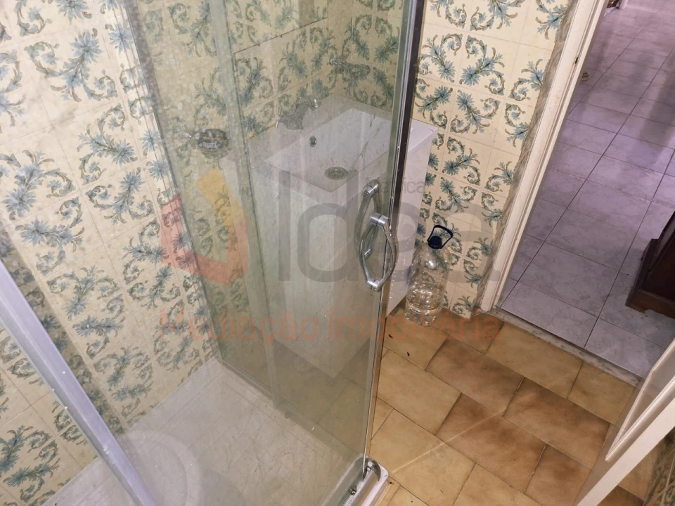 Apartamento T3 para Venda em Seixal, Arrentela e Aldeia de Paio Pires Foto 20