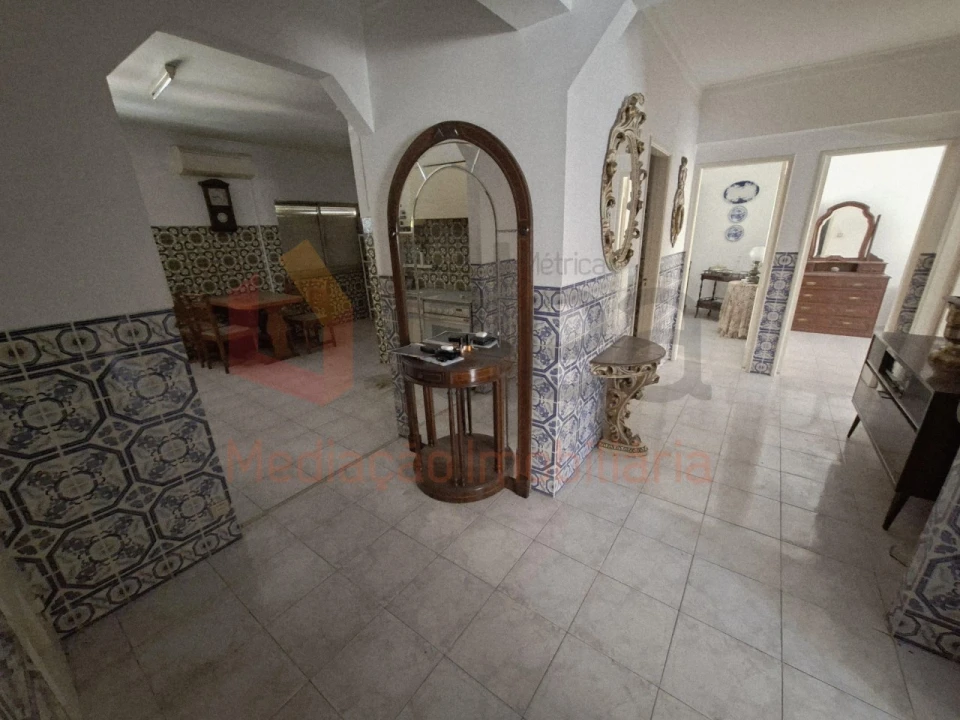 Apartamento T3 para Venda em Seixal, Arrentela e Aldeia de Paio Pires Foto 1