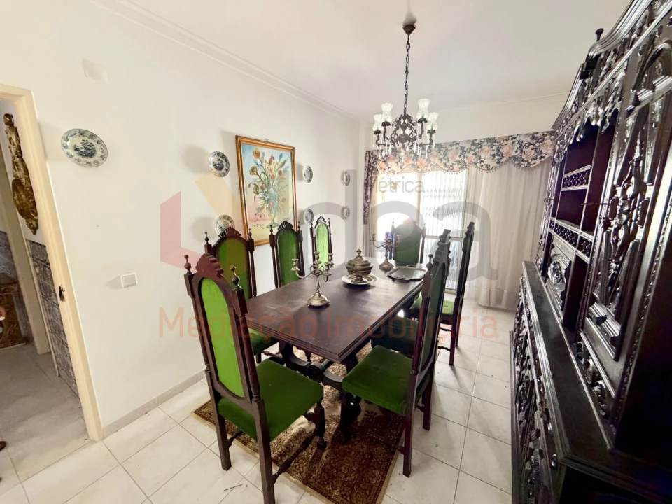 Apartamento T3 para Venda em Seixal, Arrentela e Aldeia de Paio Pires Foto 28