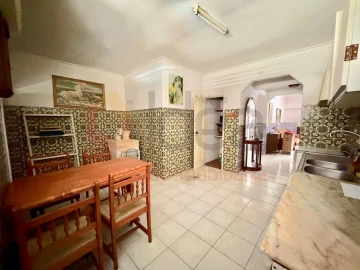 Apartamento T3 para Venda em Seixal, Arrentela e Aldeia de Paio Pires
