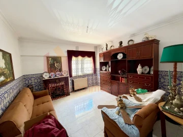 Apartamento T3 para Venda em Seixal, Arrentela e Aldeia de Paio Pires
