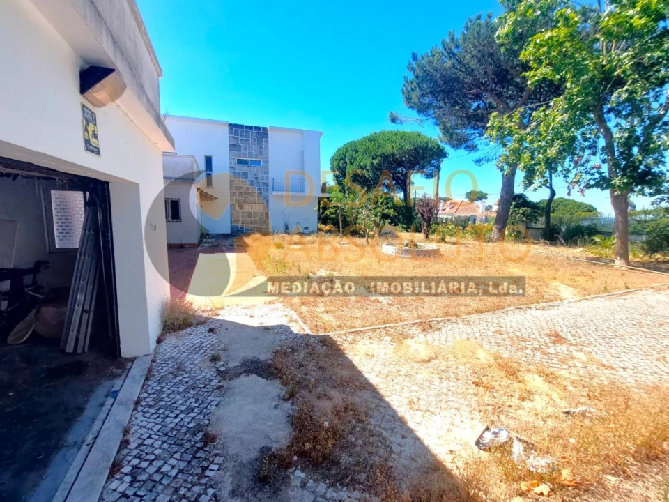 Moradia T8 para Venda em Caparica e Trafaria Foto 40