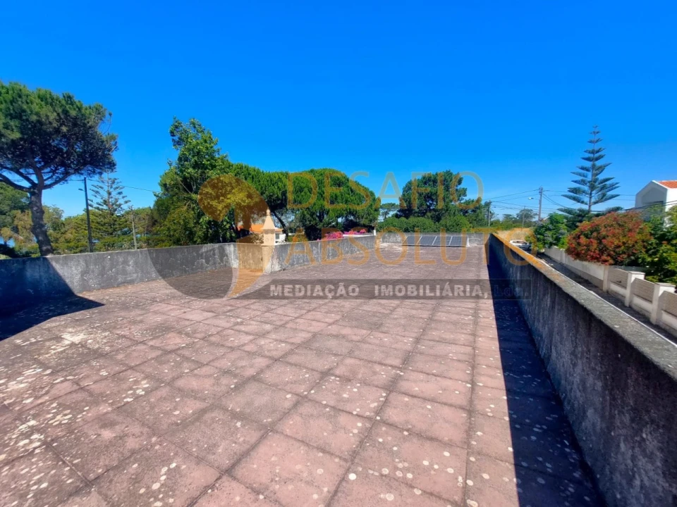 Moradia T8 para Venda em Caparica e Trafaria Foto 46