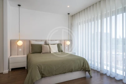 Moradia T4 para Venda em Montenegro