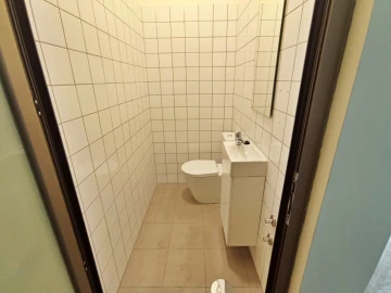 Armazém para Venda em Grijó e Sermonde