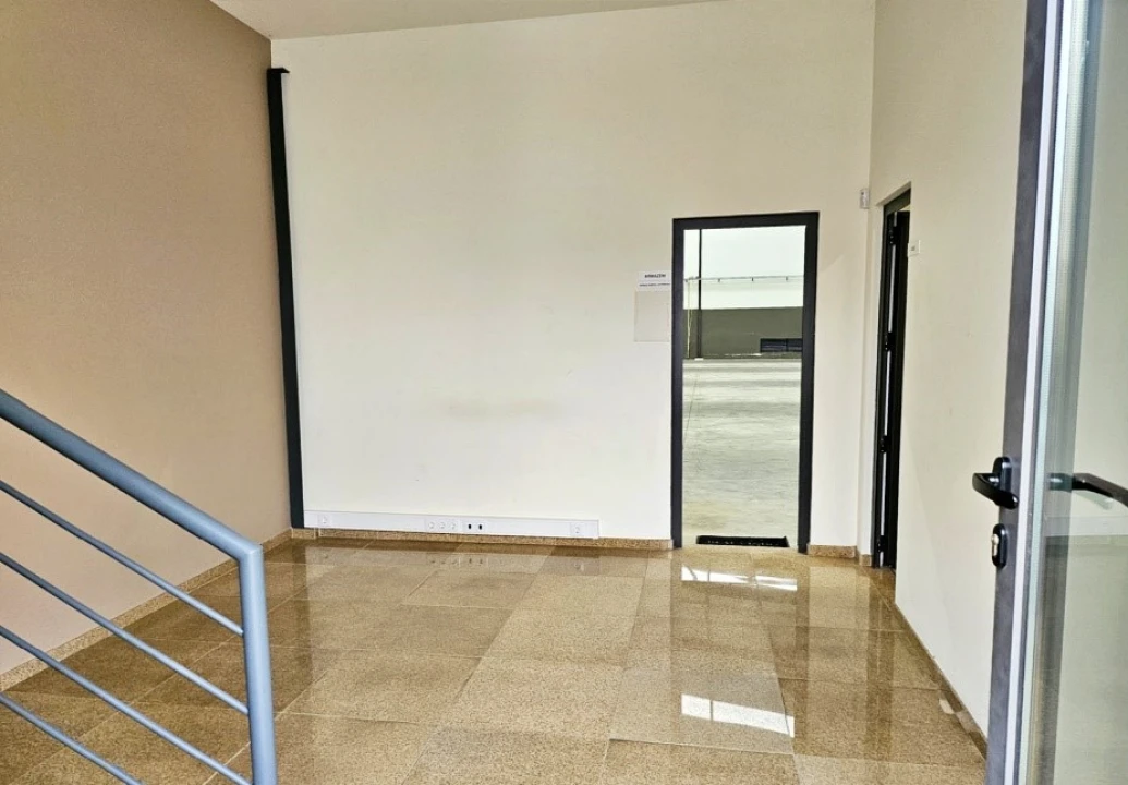 Armazém para Arrendamento em Grijó e Sermonde Foto 7