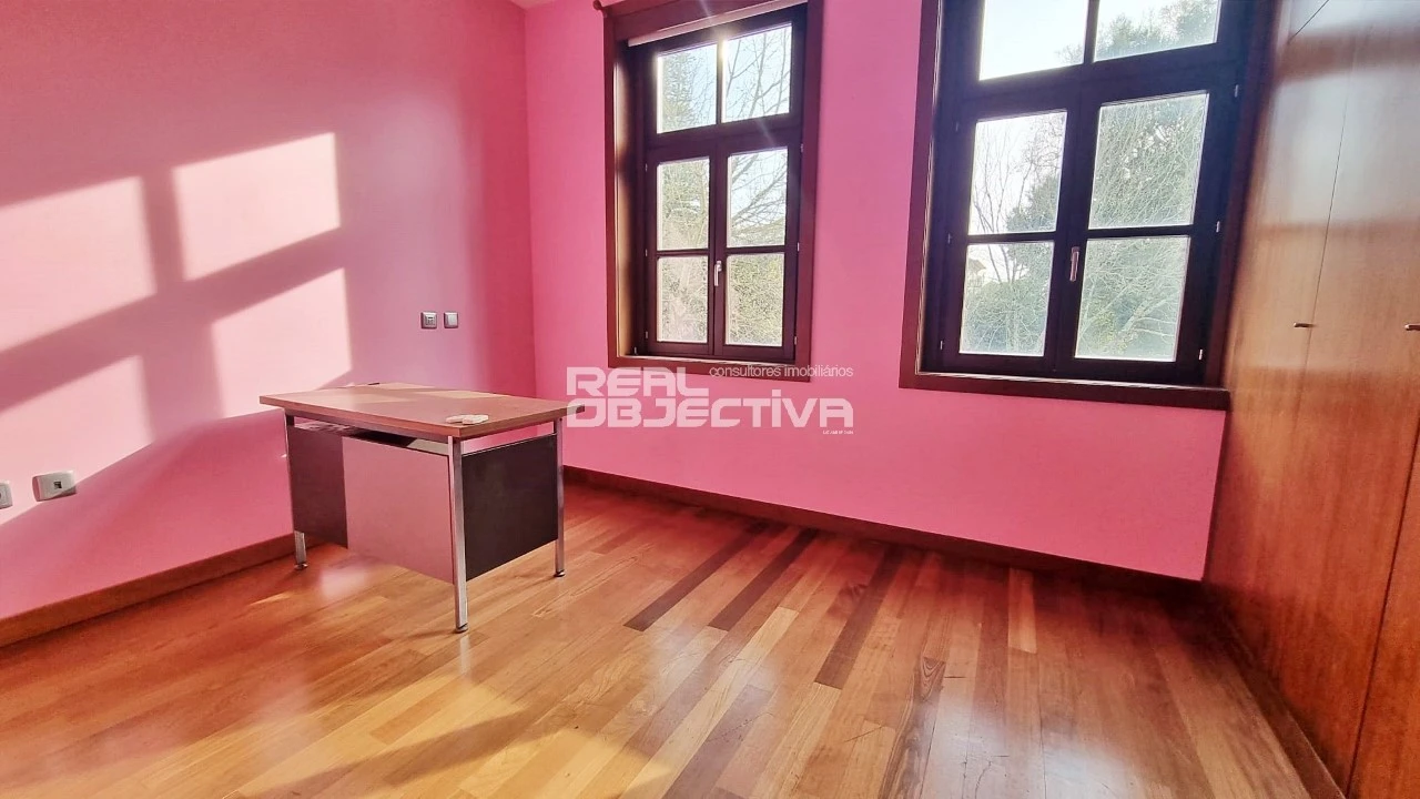 Prédio para Venda em Lordelo do Ouro e Massarelos Foto 11