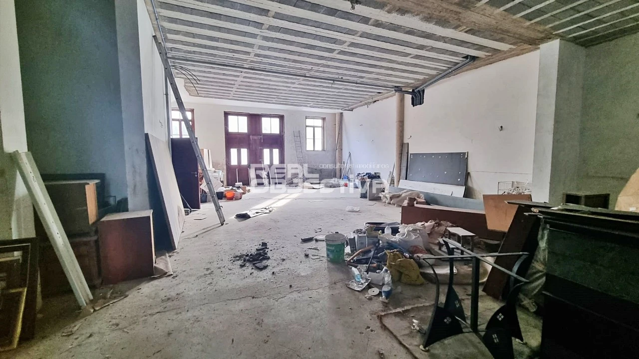 Prédio para Venda em Lordelo do Ouro e Massarelos Foto 18