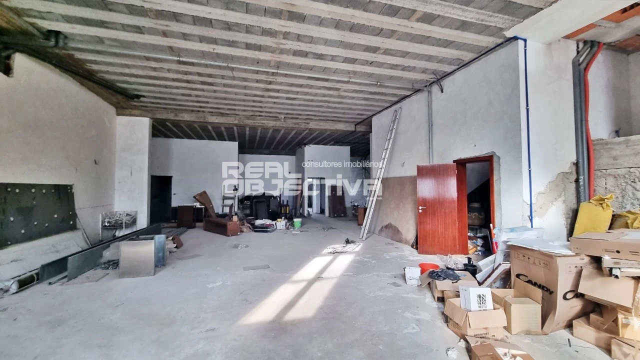 Prédio para Venda em Lordelo do Ouro e Massarelos Foto 19