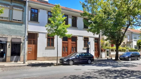 Prédio para Venda em Lordelo do Ouro e Massarelos