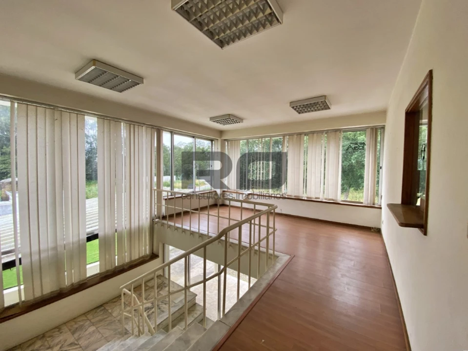 Armazém para Arrendamento em Bougado (São Martinho e Santiago) Foto 6