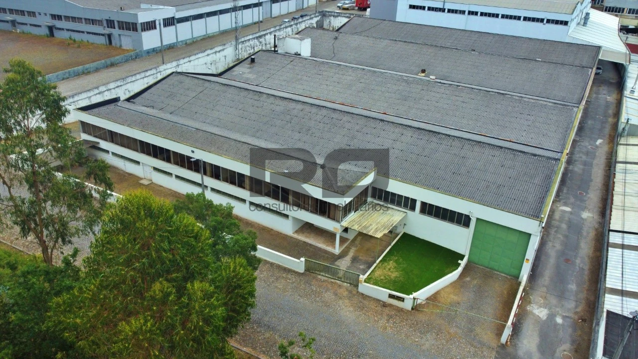 Armazém para Arrendamento em Bougado (São Martinho e Santiago) Foto 24