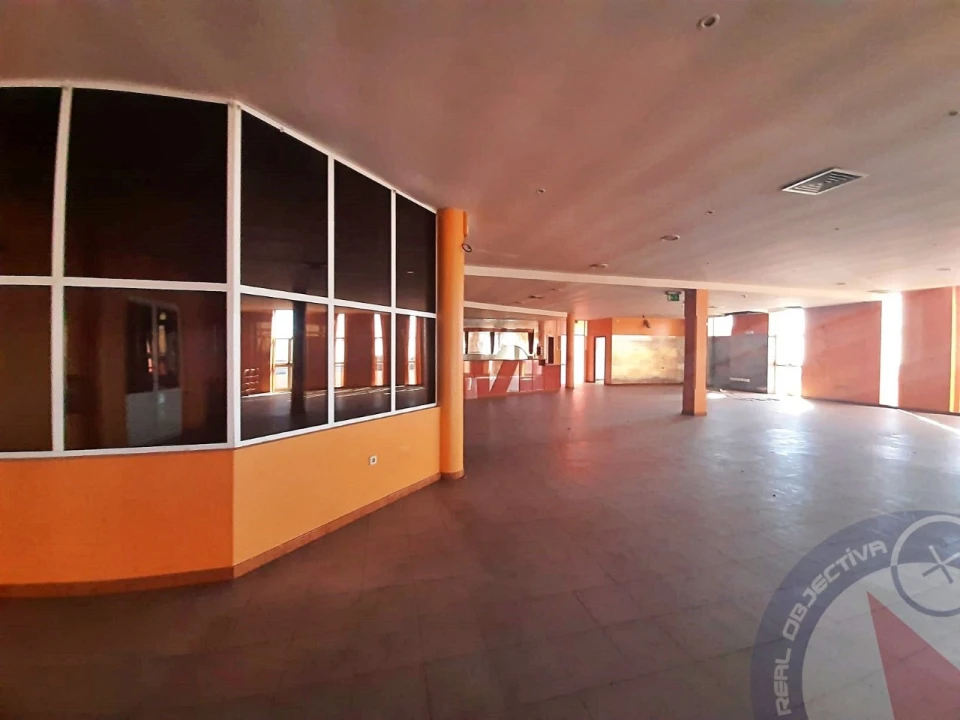 Armazém para Venda em São João de Ver Foto 4