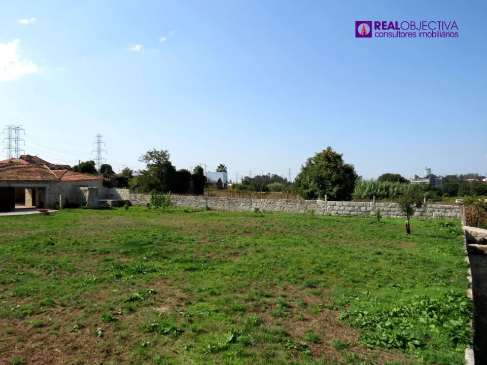 Terreno para Venda em Nogueira e Silva Escura Foto 2