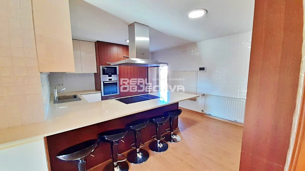 Moradia T6 para Venda em Touguinha e Touguinhó Foto 6