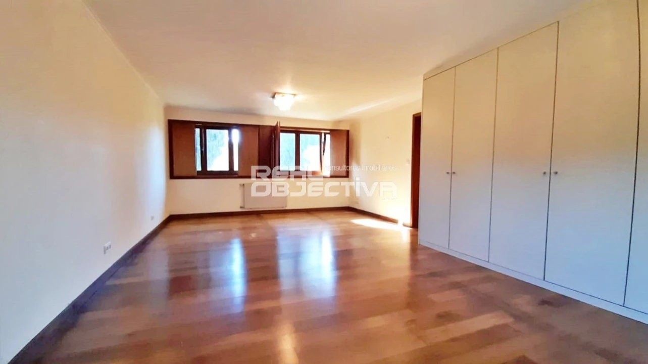 Moradia T6 para Venda em Touguinha e Touguinhó Foto 11