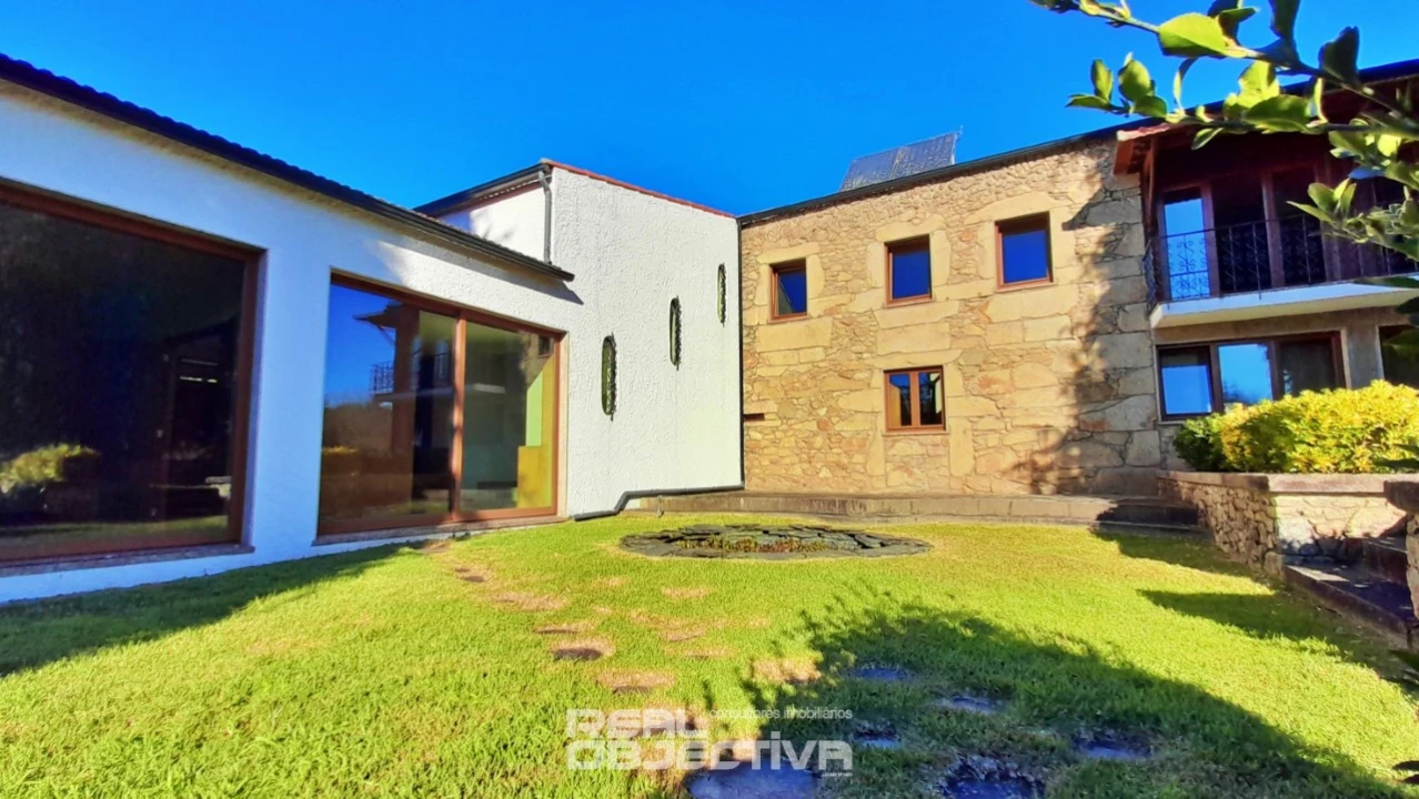 Moradia T6 para Venda em Touguinha e Touguinhó Foto 3