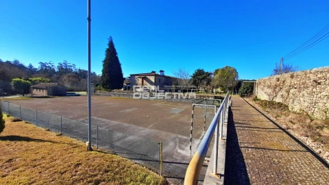 Moradia T6 para Venda em Touguinha e Touguinhó