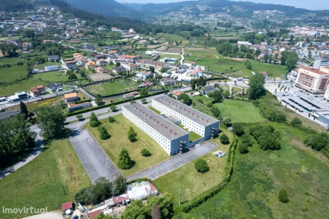 Prédio para Venda em Povoa de Lanhoso (N. Senhora do Amparo) Foto 22