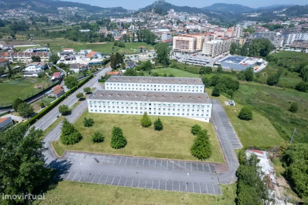 Prédio para Venda em Povoa de Lanhoso (N. Senhora do Amparo) Foto 23