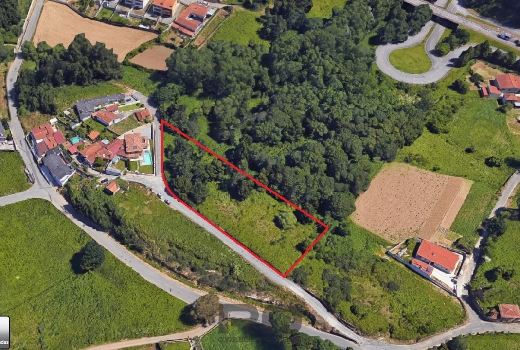 Terreno para Venda em Santa Maria da Feira, Travanca, Sanfins e Espargo Foto 2