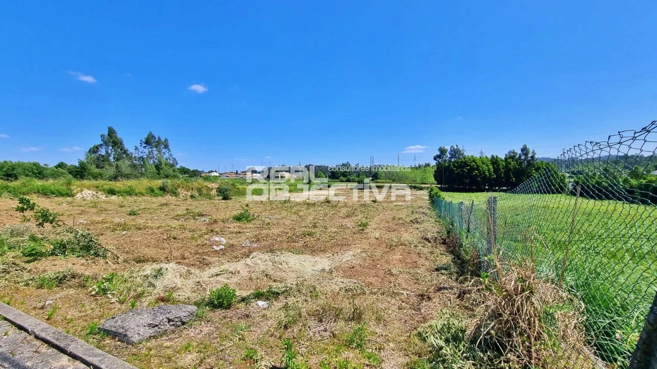 Terreno para Venda em Serzedo e Perosinho Foto 24