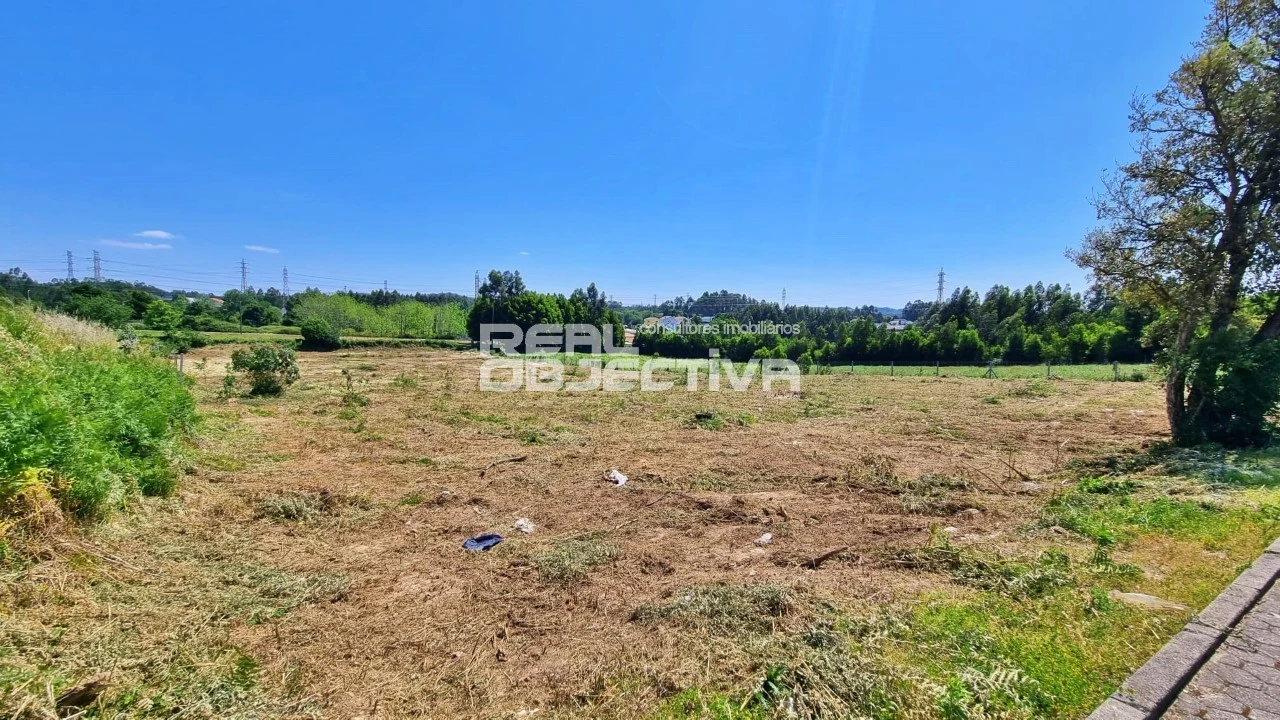 Terreno para Venda em Serzedo e Perosinho Foto 25