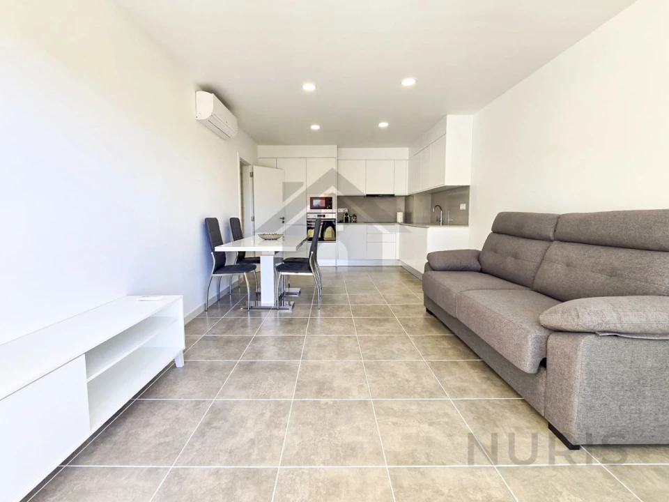 Apartamento T1 para Arrendamento em Portimão Foto 2