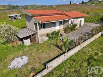Moradia T1 para Venda em Dois Portos e Runa