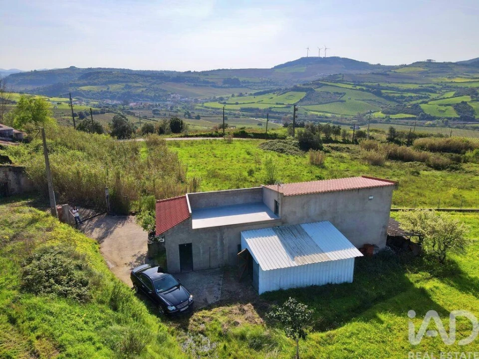 Moradia T1 para Venda em Dois Portos e Runa Foto 33