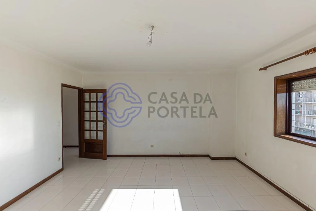 Apartamento T2 para Venda em Fânzeres e São Pedro da Cova Foto 11