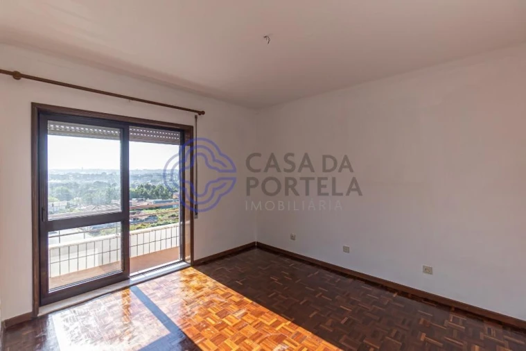 Apartamento T2 para Venda em Fânzeres e São Pedro da Cova Foto 15