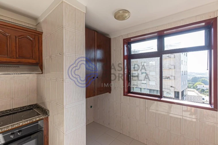 Apartamento T2 para Venda em Fânzeres e São Pedro da Cova Foto 5