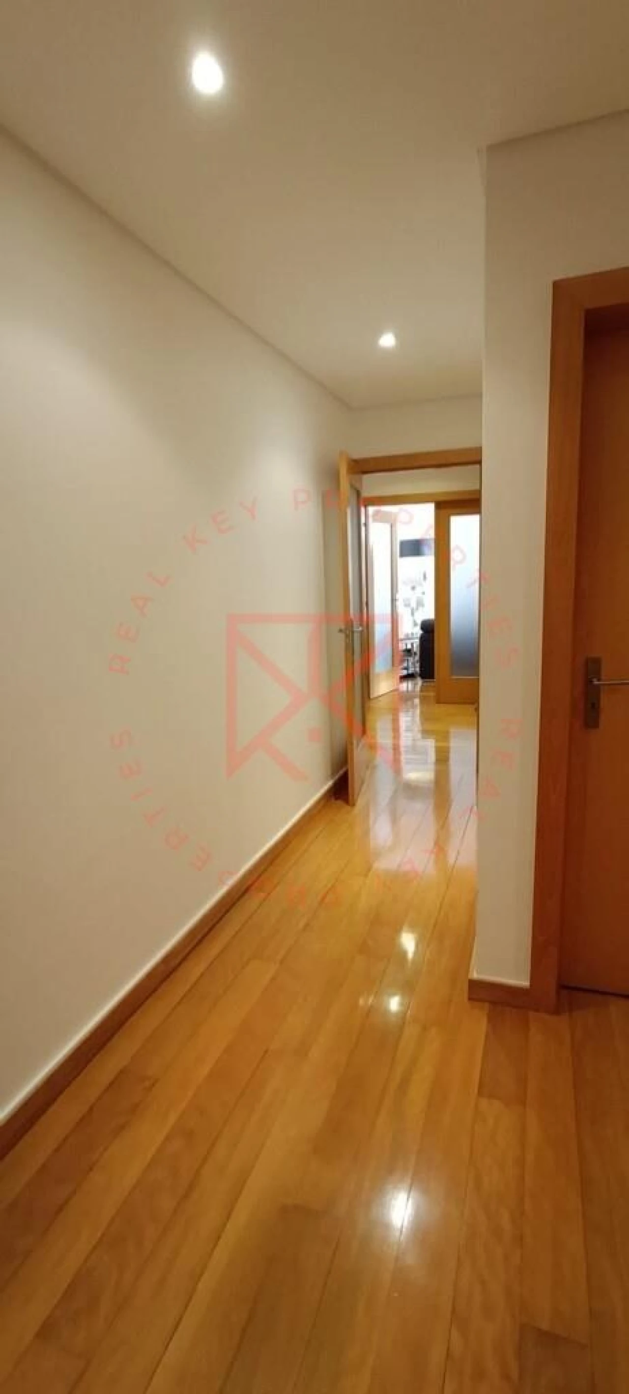 Apartamento T3 para Venda em Cidade da Maia Foto 12