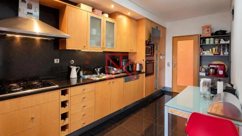Apartamento T3 para Venda em Cidade da Maia