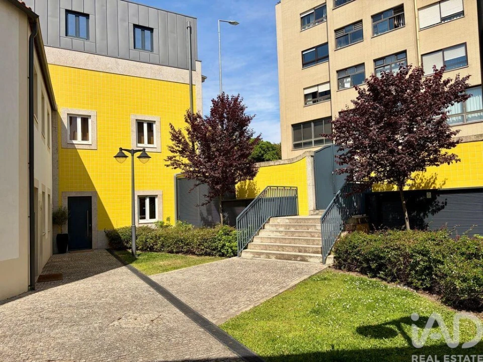 Apartamento T2 para Venda em Cedofeita, Santo Ildefonso, Sé, Miragaia, São Nicolau e Vitória Foto 1