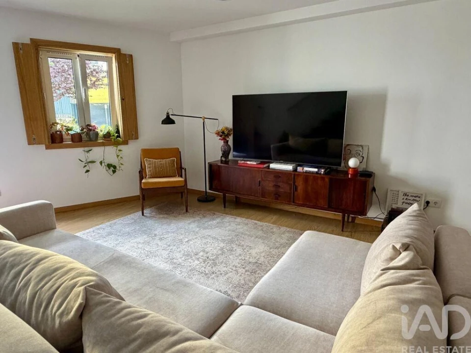Apartamento T2 para Venda em Cedofeita, Santo Ildefonso, Sé, Miragaia, São Nicolau e Vitória Foto 4
