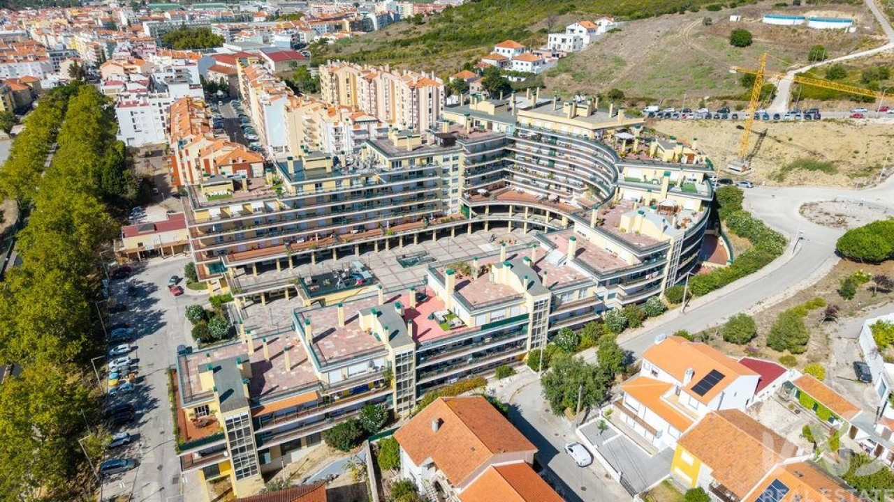 Apartamento T4 para Venda em Santa Maria, São Pedro e Matacães Foto 13