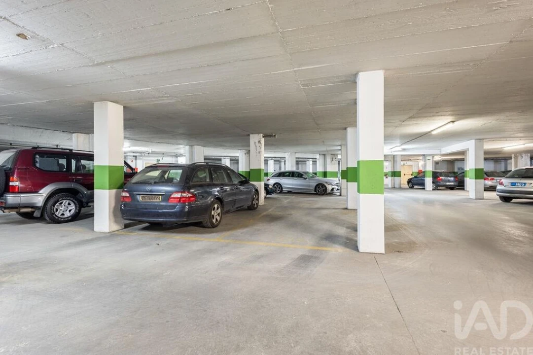 Apartamento T4 para Venda em Santa Maria, São Pedro e Matacães Foto 26