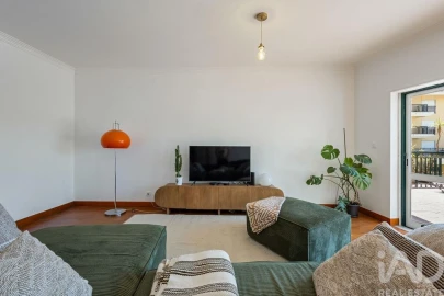 Apartamento T4 para Venda em Santa Maria, São Pedro e Matacães