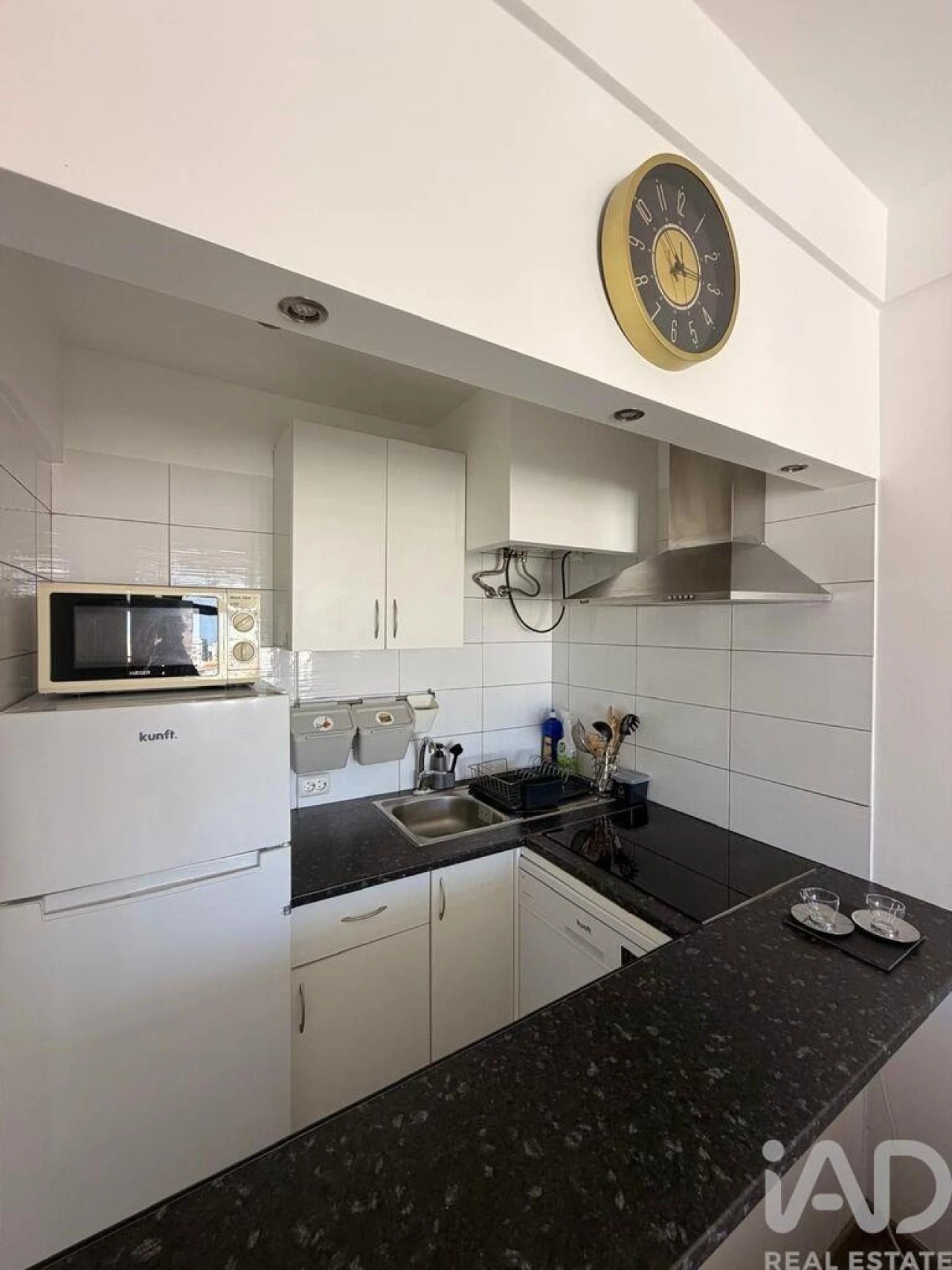 Apartamento T1 para Arrendamento em Armação de Pera Foto 7