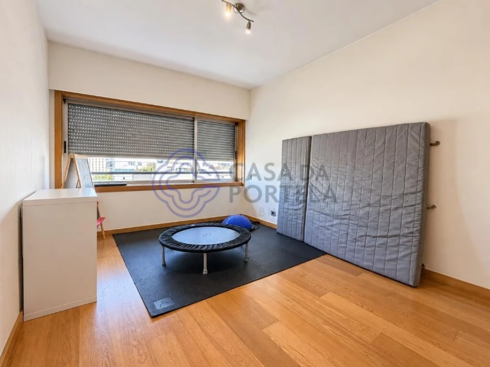 Apartamento T4 para Venda em Cidade da Maia Foto 16