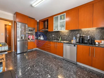 Apartamento T4 para Venda em Cidade da Maia